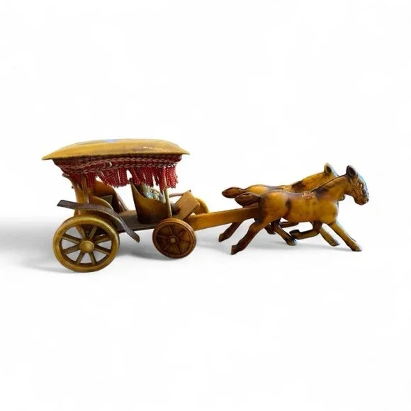 Vintage Celluloid Toy Horse Drawn Surrey Fringed Carriage Excellent Condition - Picture 4 of 6